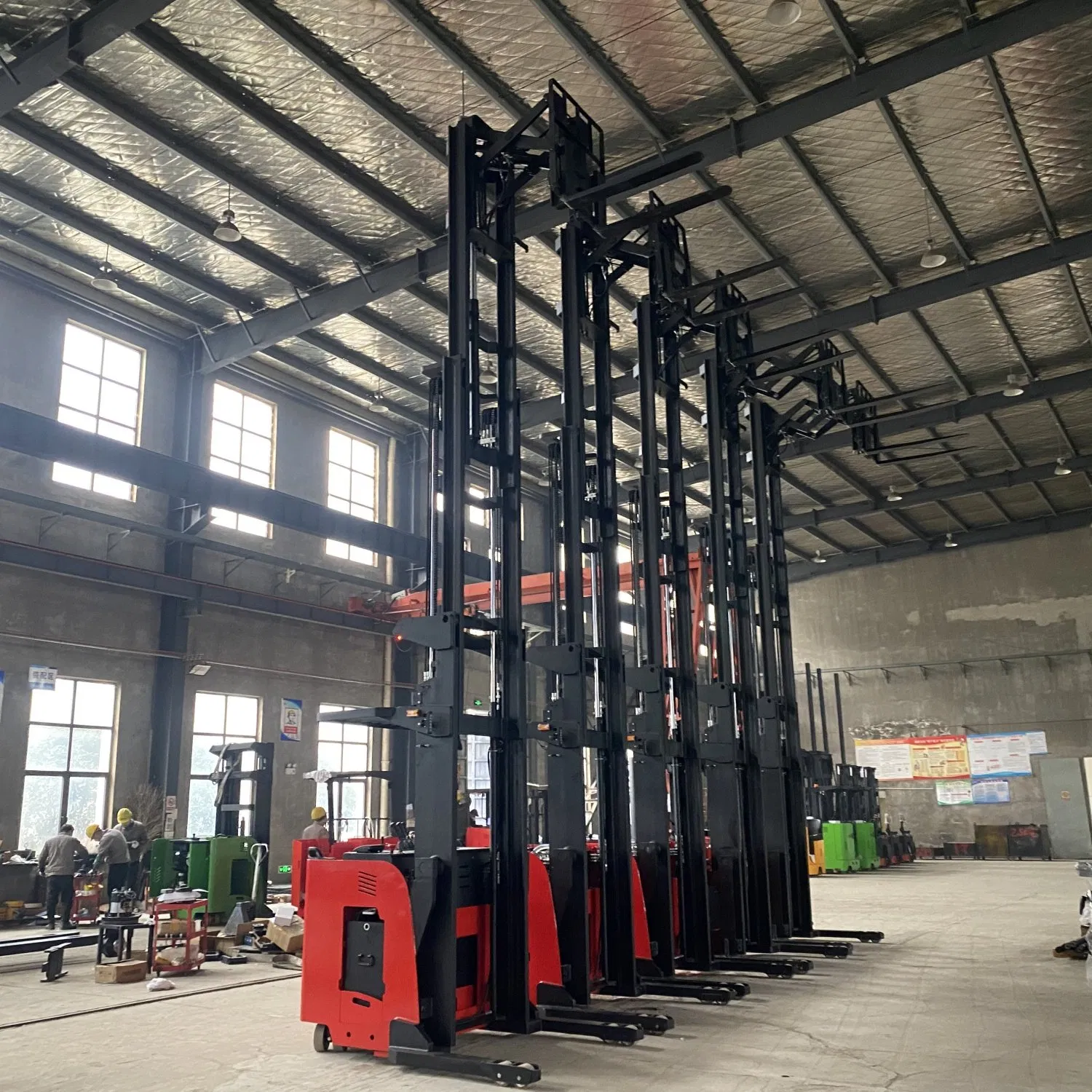 Indoor Flooring Outdoor AC Motor 2ton 2.5 Ton 3 Ton Seated Type Battery Electric Reach Truck for Sale