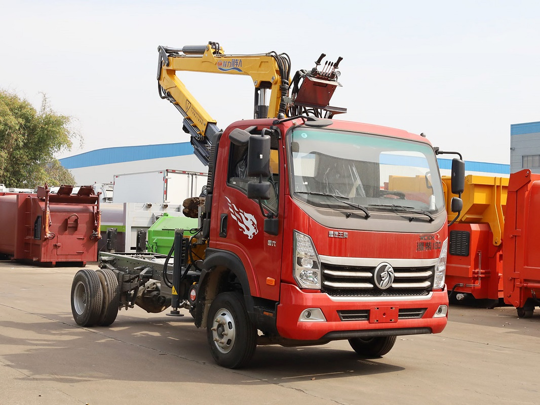 High Quality Customizable Sinotruk 4X2 Dump Truck with Grab Bucket and Crane