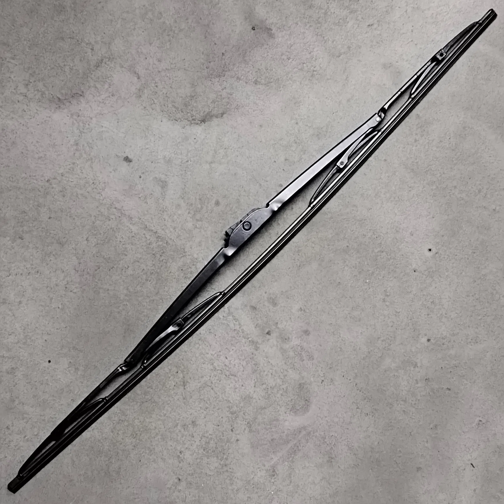 52NMBW111-05020-1 Wiper blade for XCMG HANVAN G5 Wiper arm 52NMBW111-05020 XCMG truck wiper arm &nbsp;wiper blade assembly