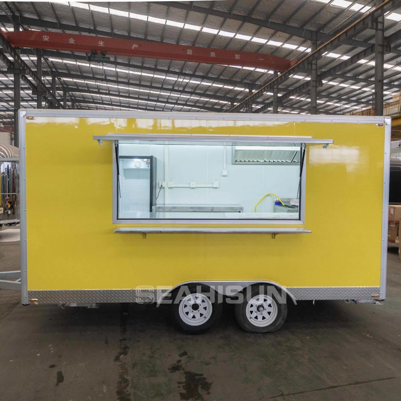 High-Quality Commercial Food Truck for Indoor and Outdoor Dining Operations, Burger Coffee Gourmet Food Truck