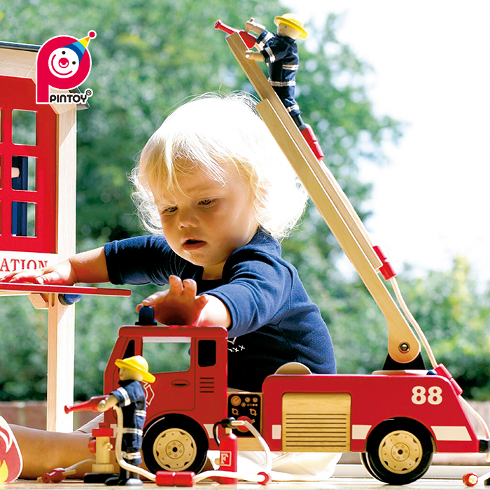 Pintoy Wooden Fire Truck Big Size