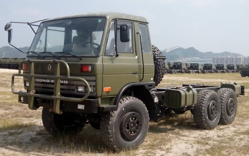 Carrier Oilfield Mining off Road Trucks Camping Truck