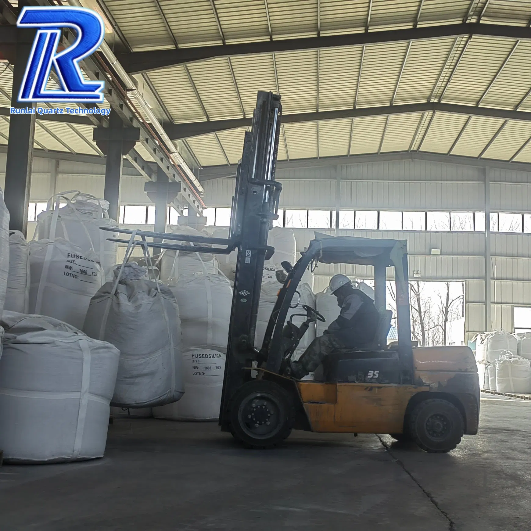 High Purity 99.95% Fine White Fused Silica Sand Quartz Silica Powder 3um Ultra-Clear Silica Sand 10mm 20mm Transparent Silica Sand Bulk Fused with Good Price