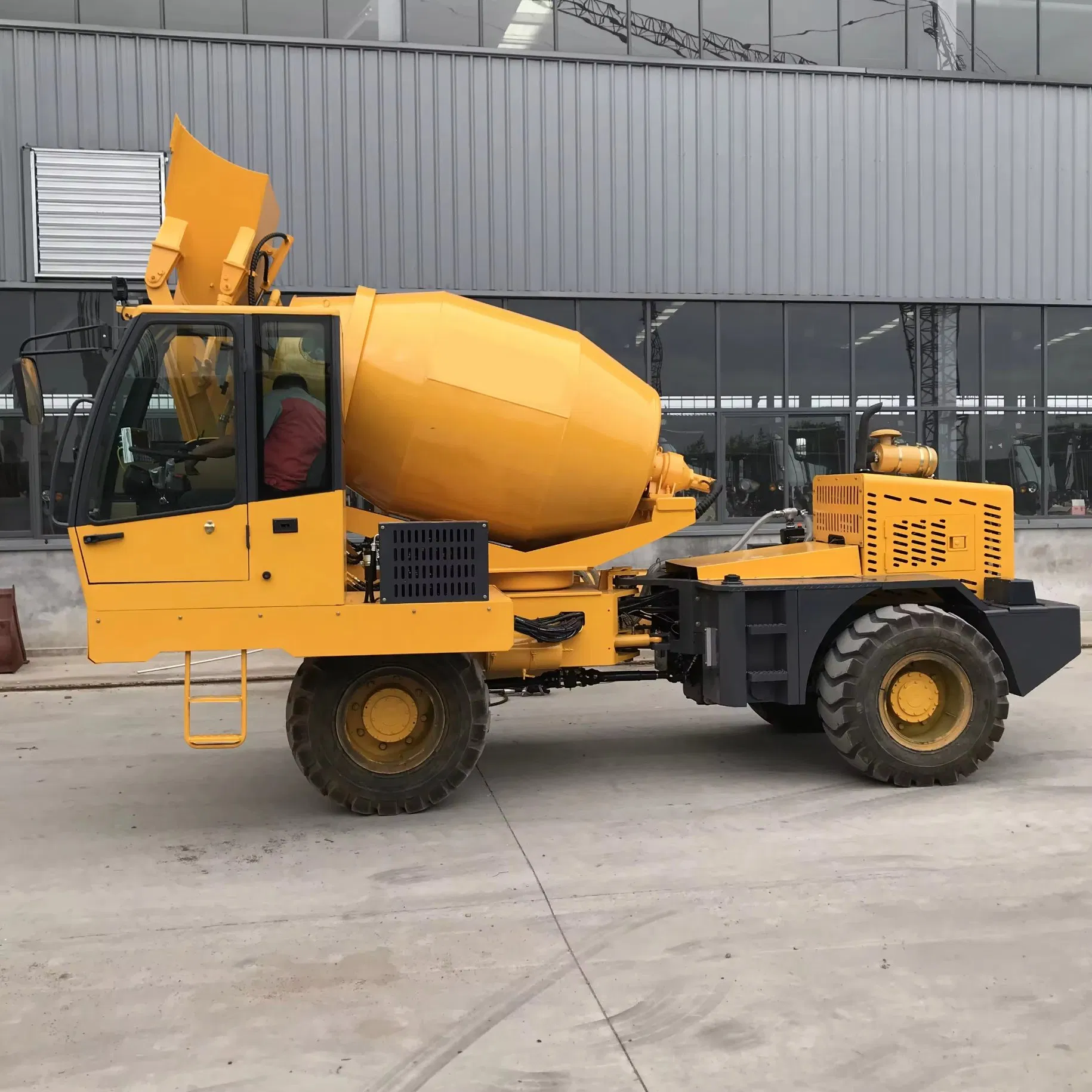 Self Loading Cement Mixer Truck Concrete Mixer Truck