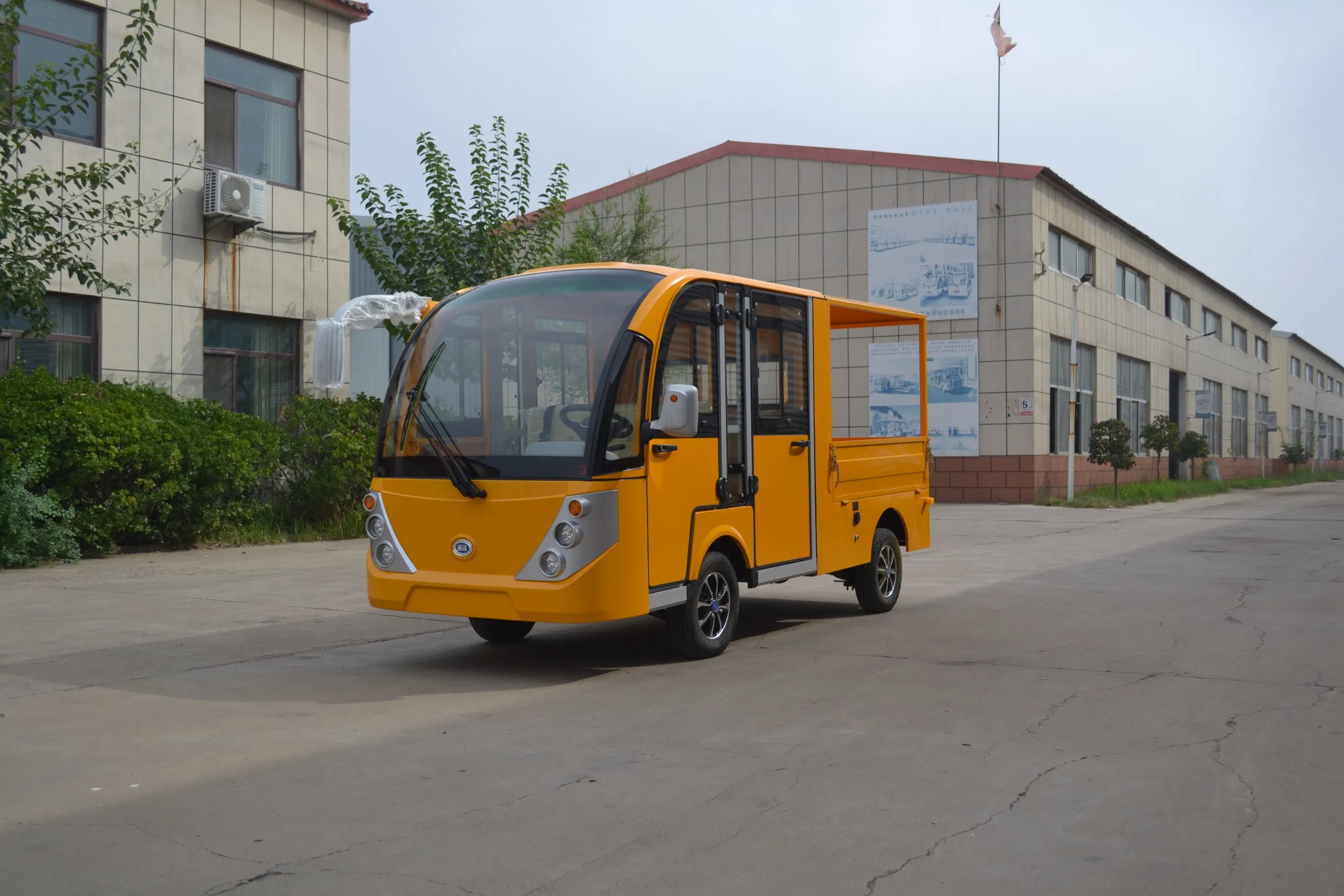 Electric Indoor Dump Truck for Efficient Warehouse Transport
