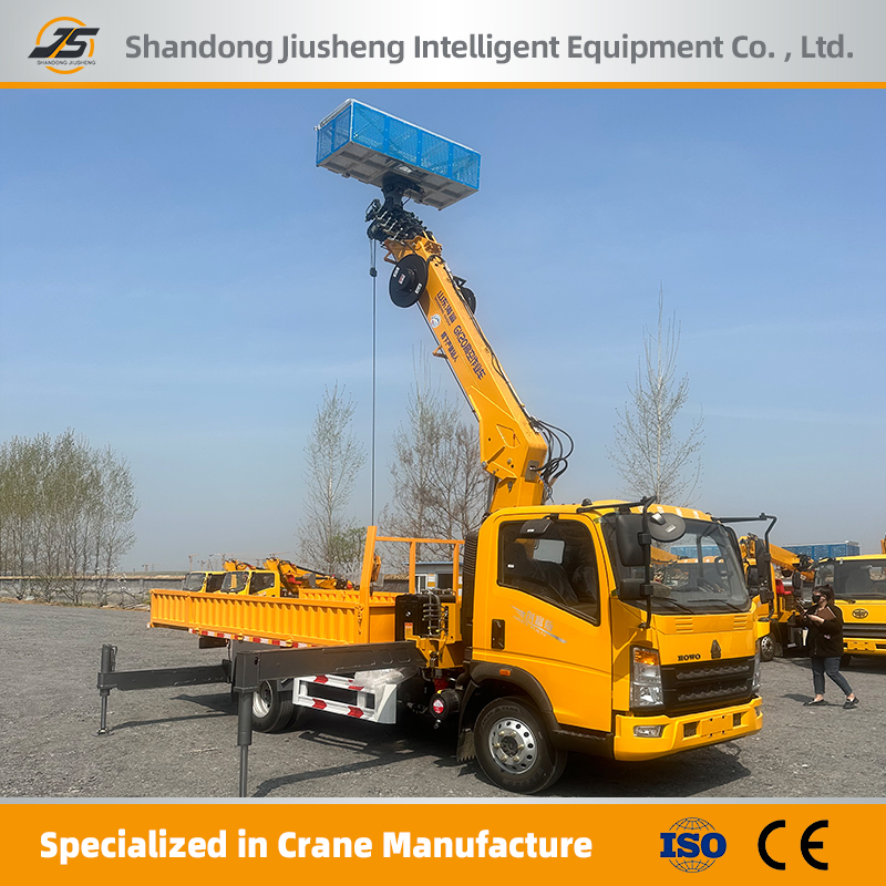 All-Terrain Boom Lift Aerial Work Platform Indoor/Outdoor High-Altitude Operation Truck