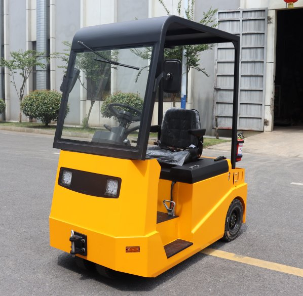 Super Quality Warehouse Trailer Electric Tow Truck for Indoor Outdoor Material Handling