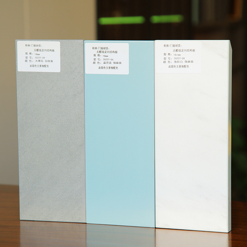 "Classic-Line White Carbon Crystal Interior Doors for Hotels, Apartments &amp; Bedrooms - Elegant Vintage Style, Factory Direct