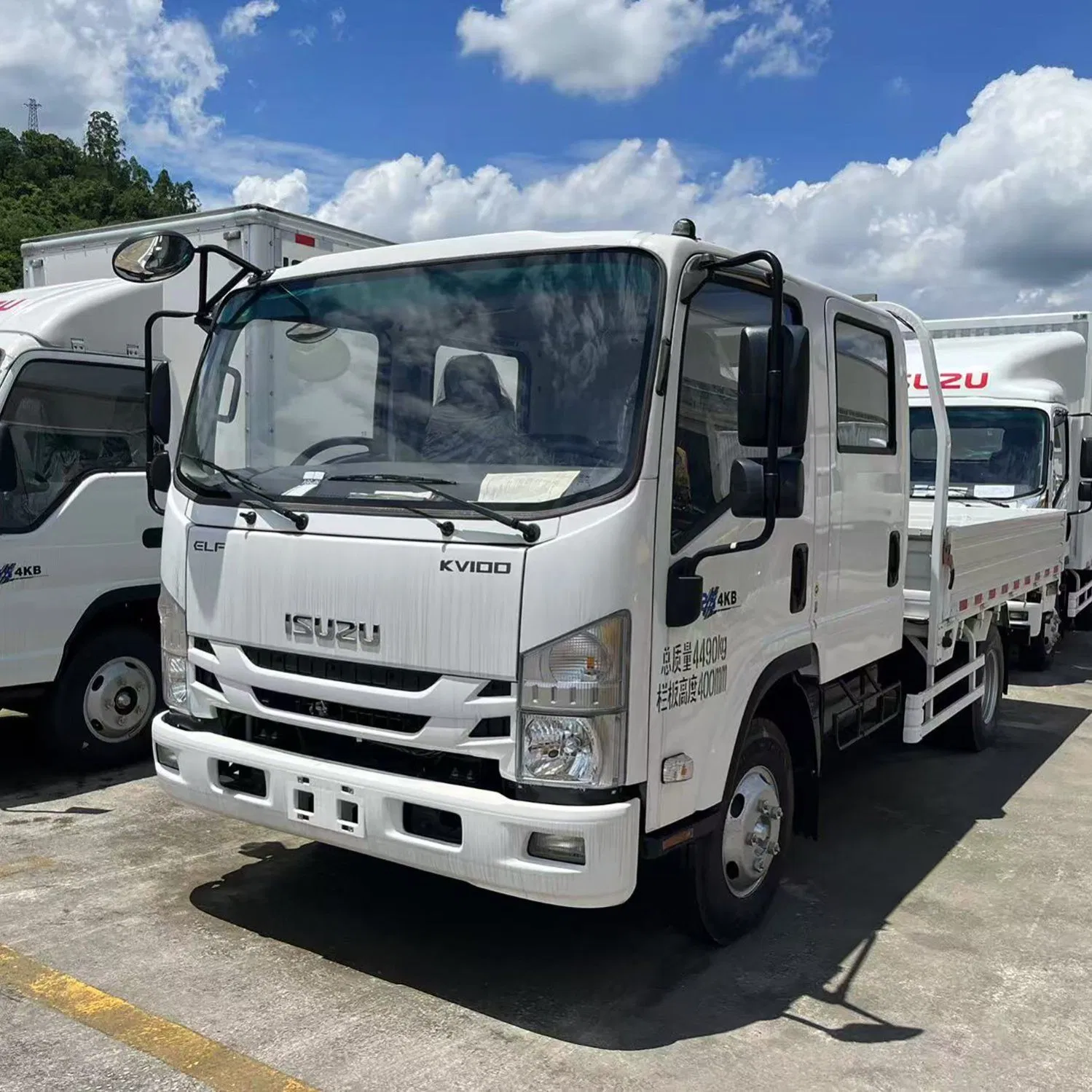 for Kv100 Refrigerated Box Cargo Van 4*2/4*4 Frozen Reefer Transport Dump Monster Farm Truck for Sale Pickup Diesel Head