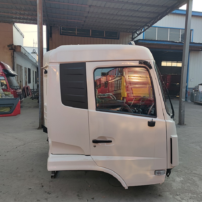 Dongfeng Truck Cab Cabin Assembly Truck Parts and Cab Accessory Steel Vehicle Spare Parts Van Truck Dongfeng Ax7 2016 Repuestos