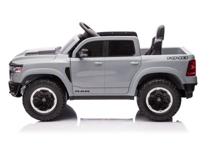 12V Licensed 1500 Rho Super Truck Children's Electric Car Ride on Car Toy Model Design Children Drive Truck Toys Cars for Kids