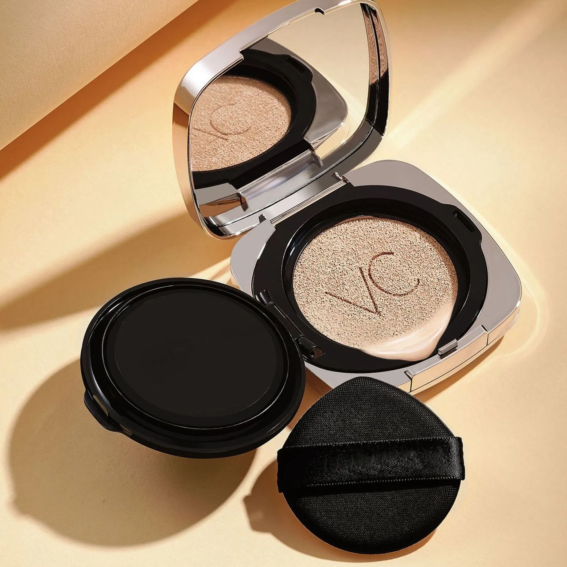 Radiant Light Flawless Long-Lasting Non-Removing Air-Cushion Cream, Natural and High Conformity Moisturizing Concealer Waterproof Foundation