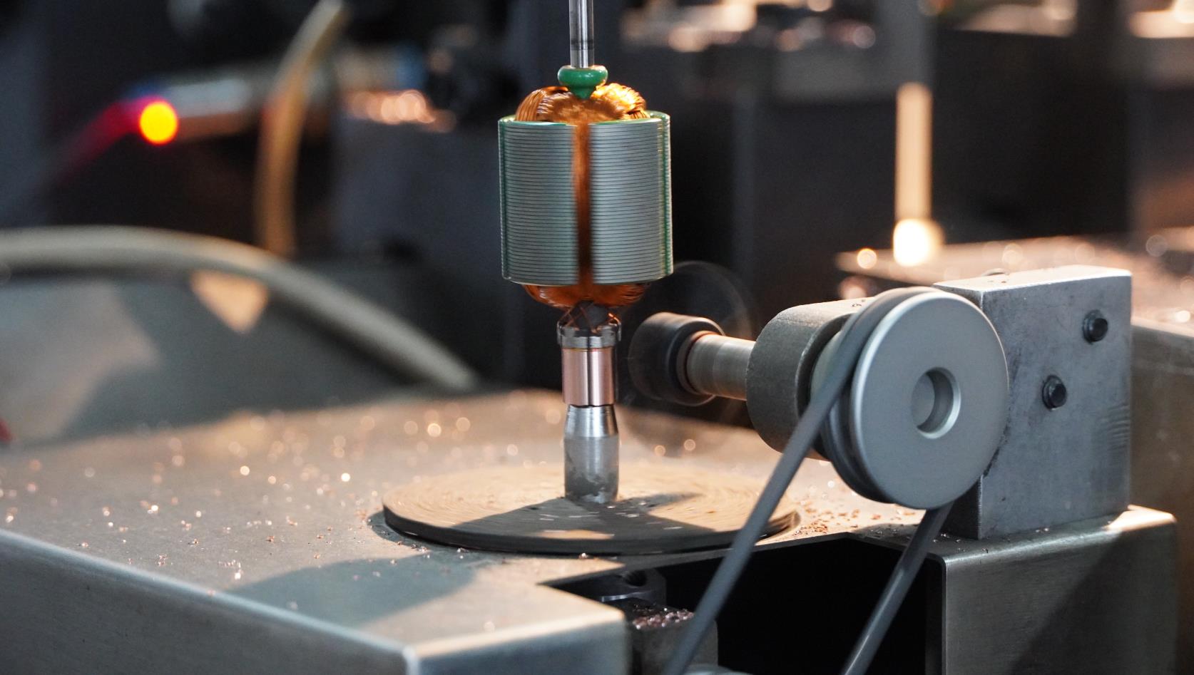 TQC commutator ultrasonic cleaning process