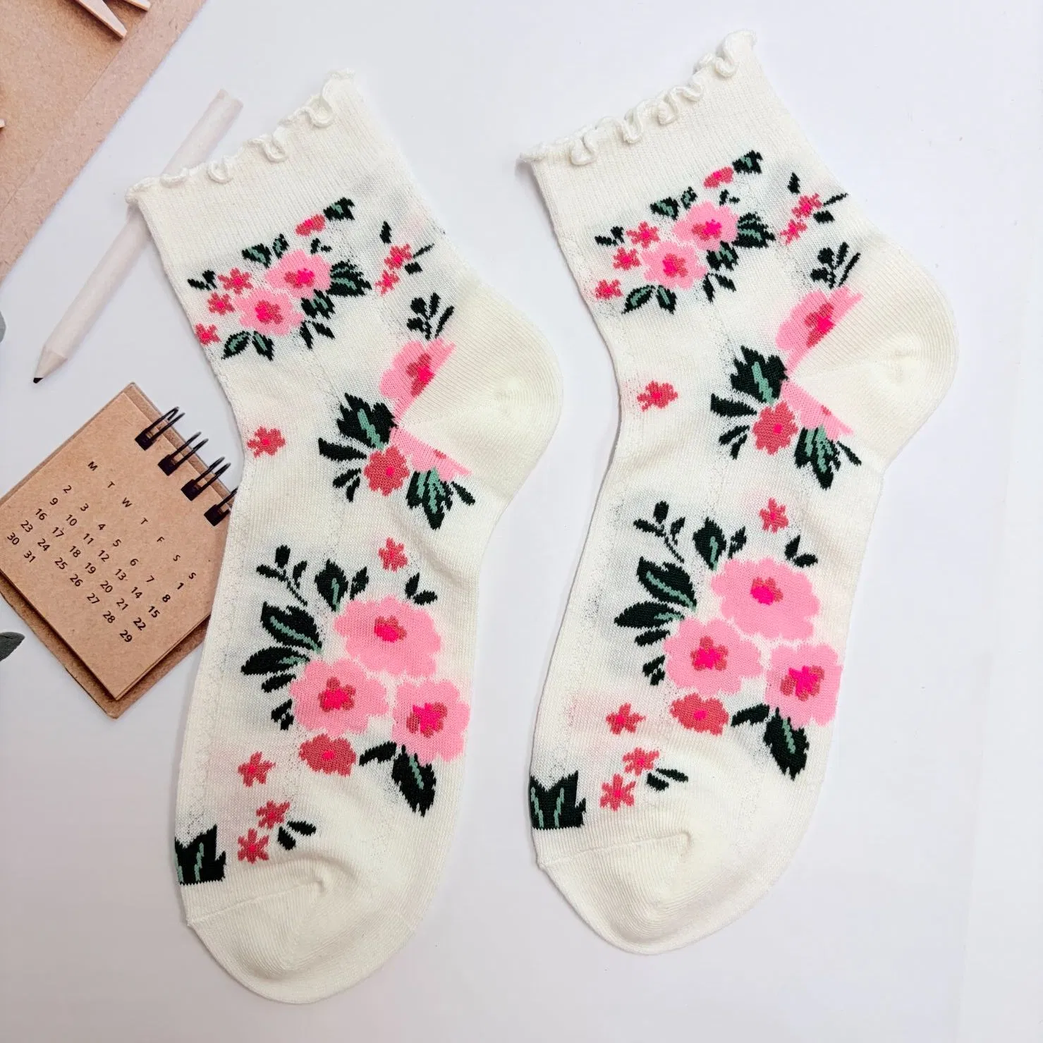 Wholesale Floral Print Mesh Knitted Women Socks Breathable Cotton Socks