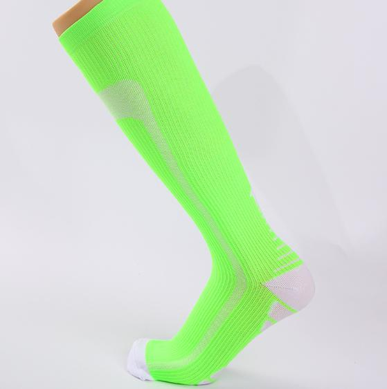 Custom Wholesale Breathable High Elastic Knee Cycling Compression Performance Socks for Outdoor Sports