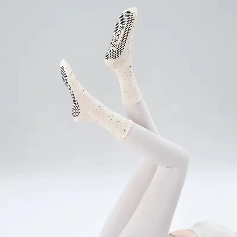 Yoga Socks Photo 8