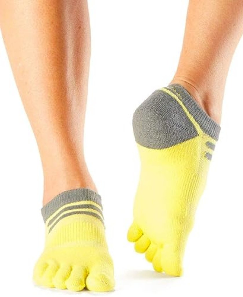 Toesox Sport Perfdry Ultralite Weight No Show Socks