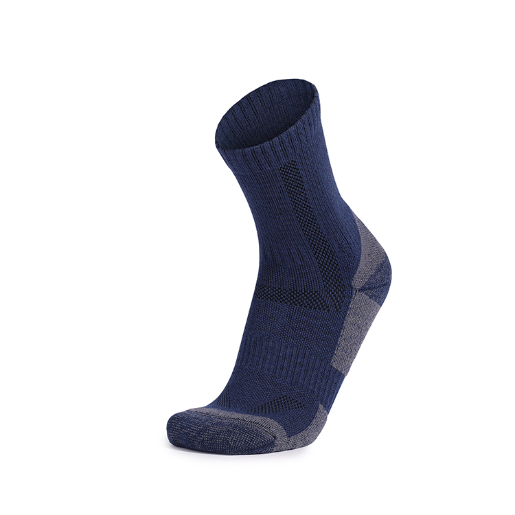 Newest Custom Logo Adult Merino Wool Moisture Wicking Control Warm Crew Outdoor Sport Socks