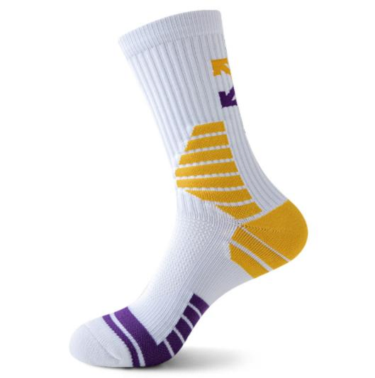 Customized Men Crew Sports Cycling Socks Outdoor OEM Ultralight Athletic Compression Football Soccer Sports Socks Man