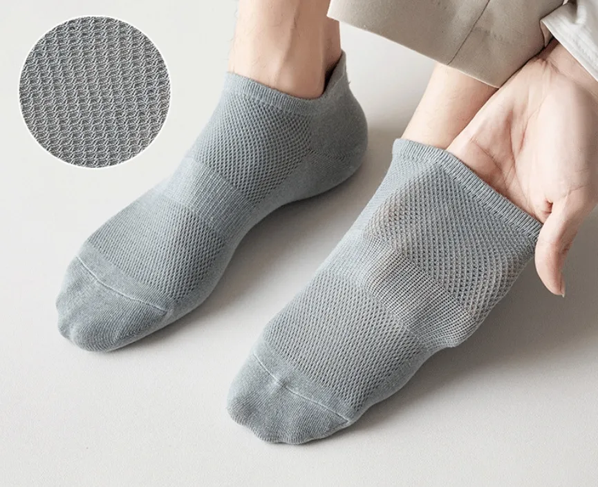 Cotton Mesh Socks View 3