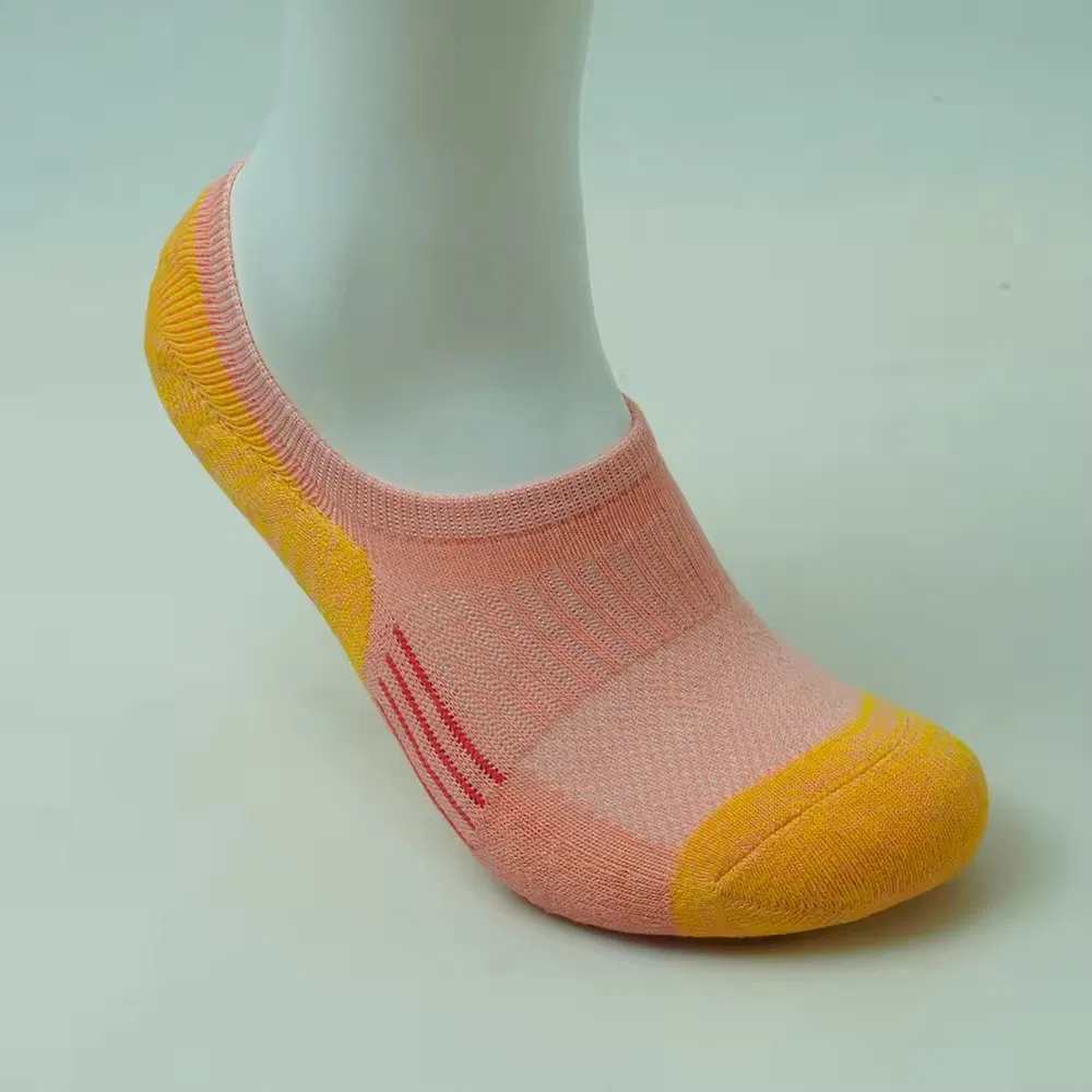 Fashion New Design Breathable Quick Dry Grip Sport No Show Non-Slip Mixed Color with Pack Men Cotton Socks in Summer