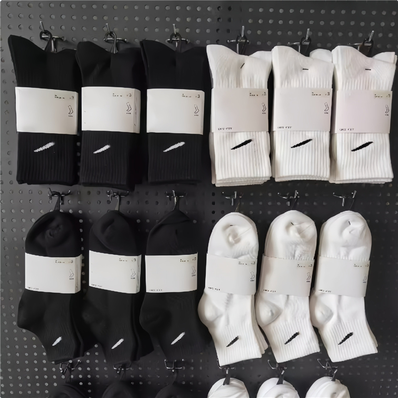 Best Selling 2026 Sport Sock Running Sock Cotton Socks Gym Wear Sock Customized Sock 1: 1 Fashion Design Sock Man Sock Men Sock