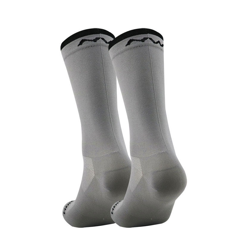 New Men Women Cycling Sock Breathable Outdoor Basketball Socks Protect Feet Wicking Bike Running Football Sport Socks