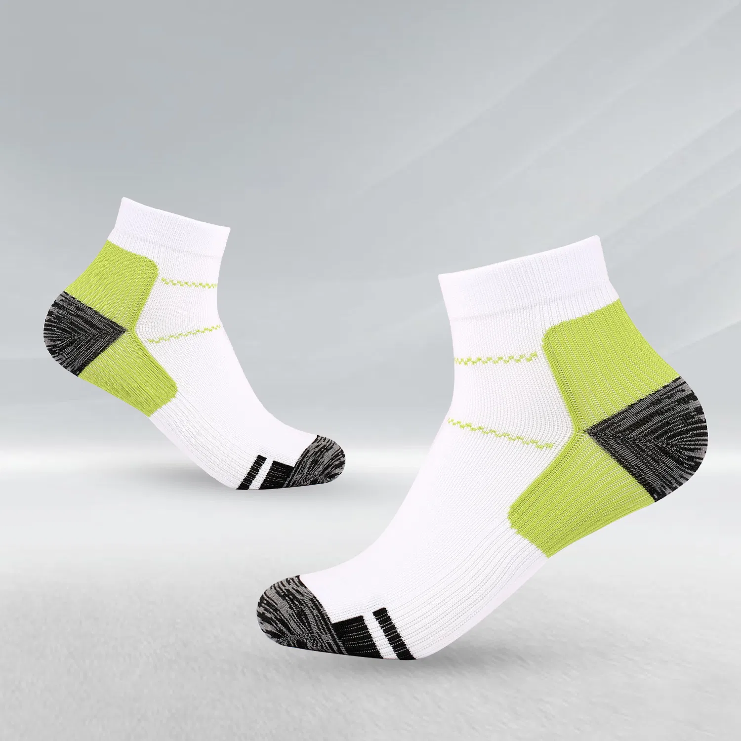 High-Performance Compression Sports Socks for Running and Outdoor Activities