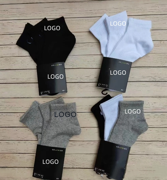 Xianghui Wholesale Athletic Terry Thick Running Crew Men Basketball Maga Brand Sport Socks