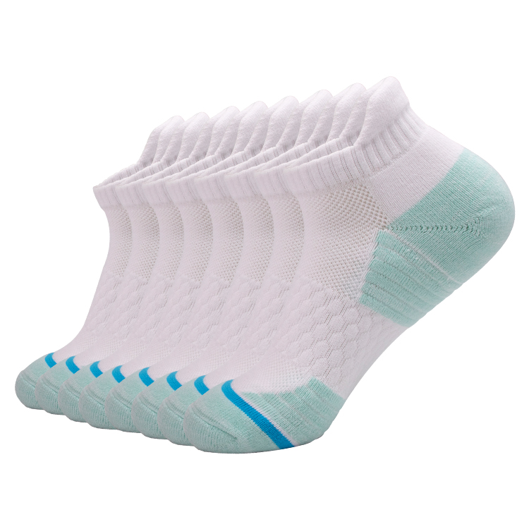 OEM Custom Logo Plain Black Bamboo Soccer Walking Running Sport Compression Anti Blister Ankle Short Socks for Men Ladies