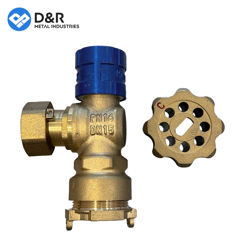 D&R 2-Way Retractable Pn16 DN15 1/2" Threaded Lockable Brass Ball Water Meter Valve