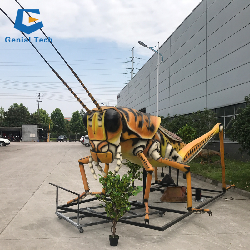 Ccaa17 High Quality Simulation Insect Realistic Locust Animatronic for Park