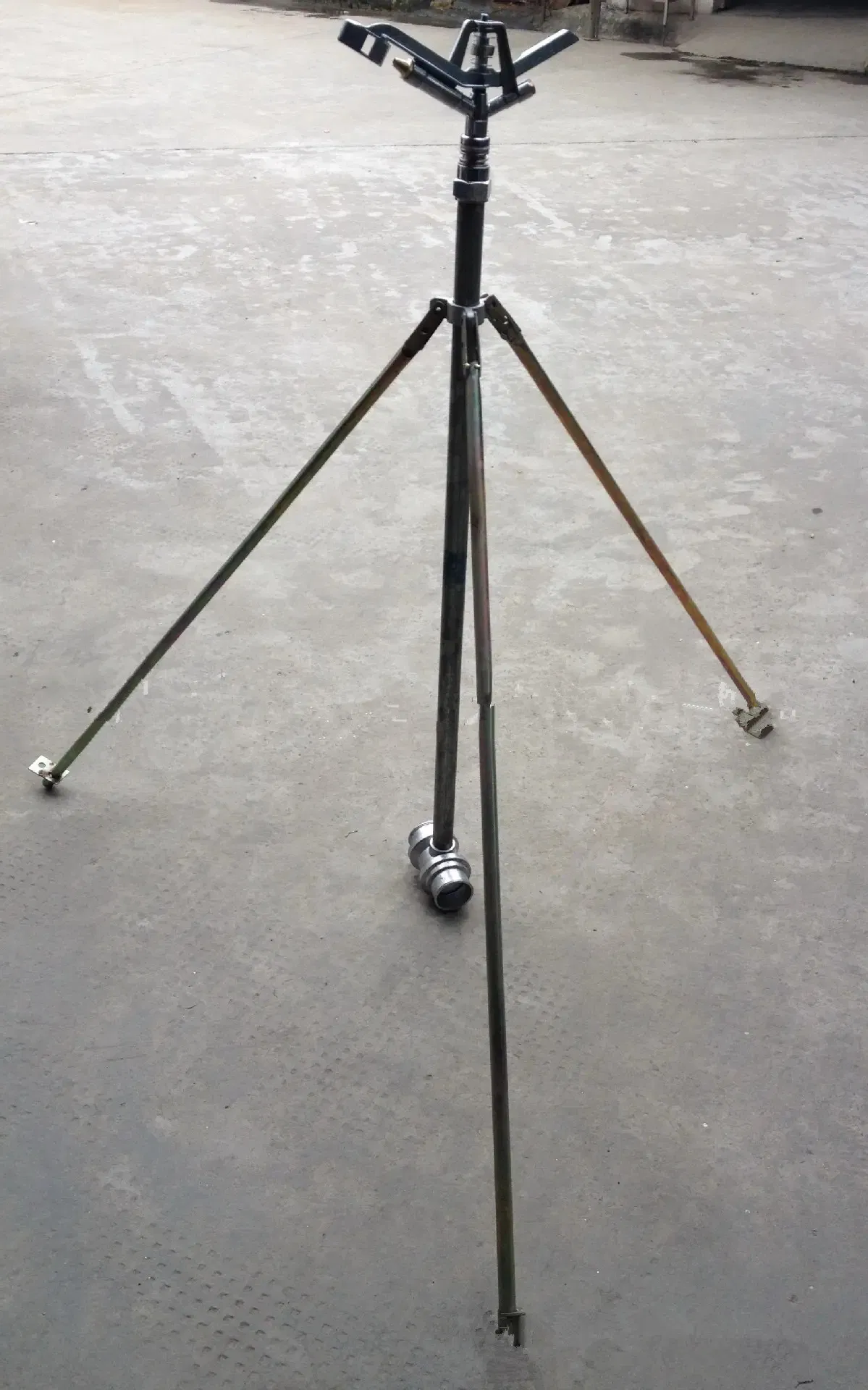 Hot Selling Garden Sprinkler Bracket Retractable Garden Irrigation Rain Gun Sprinkler Stand