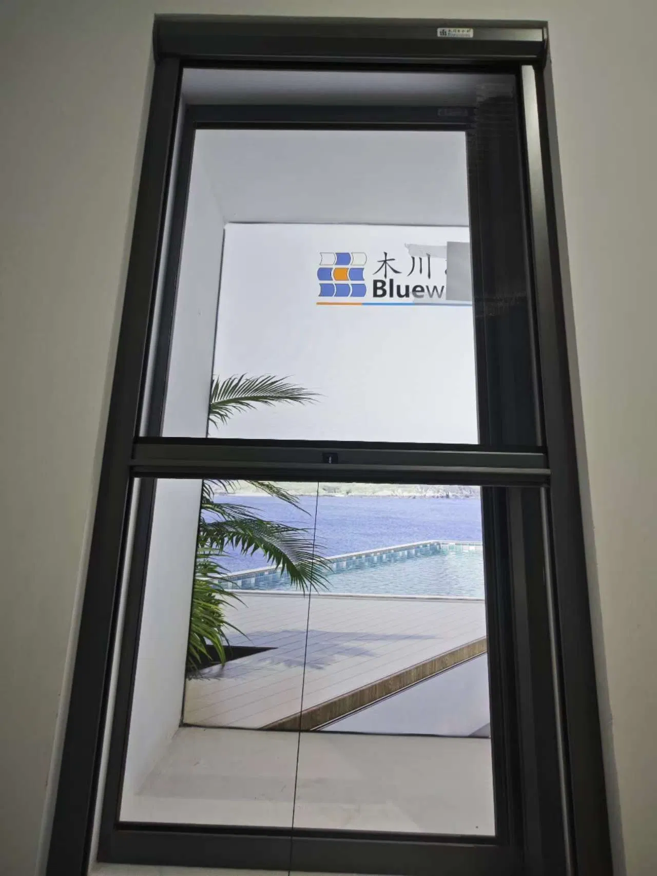 Aluminum Alloy Scratch-Proof Trip-Proof Frameless-View Magnetic Window Screen