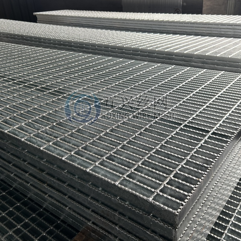 A325 High Quality Carbon Steel Weld Bar Metal Grate HDG Anti-Slip International Standard Steel Grating for Steel Platform/Walkway Mesh Panel/Flooring