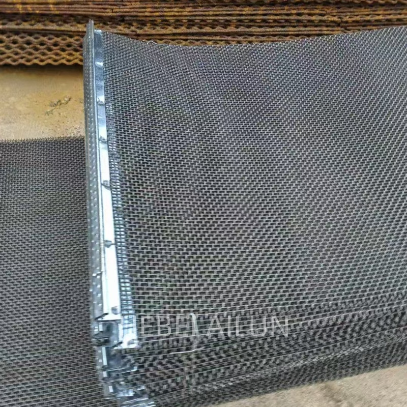 Self Cleaning Vibrating Screen Mesh Heavy Duty Hooked 65mn Steel Wire Screen Mesh