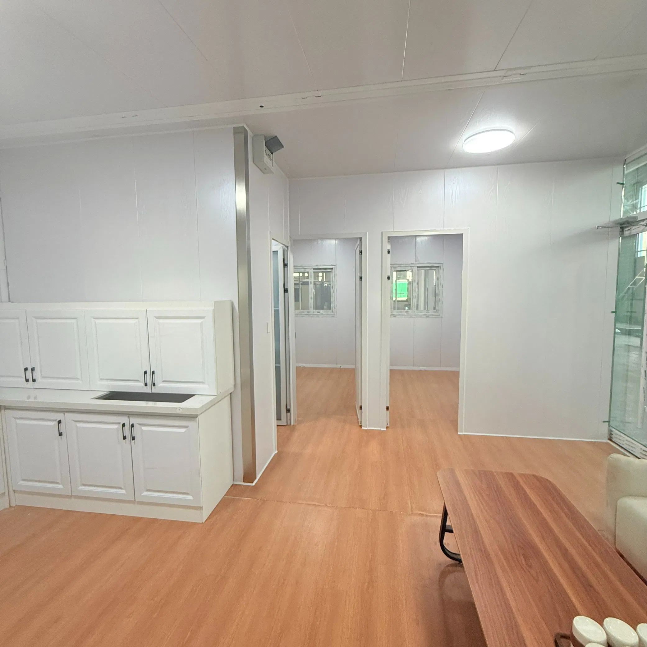 Innovative Luxury Prefab Insulation Fire and Earthquake Resistance Prefab Sandwich Panel House