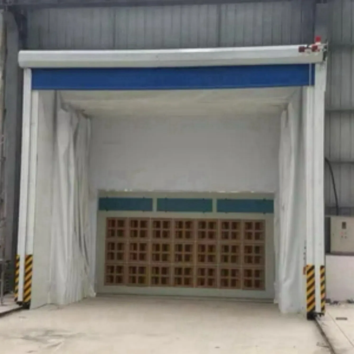 Dry Type Retractable Spray Booth for Large Furniture Woodworking Eco-Friendly Mobile Painting Chamber CE Australia