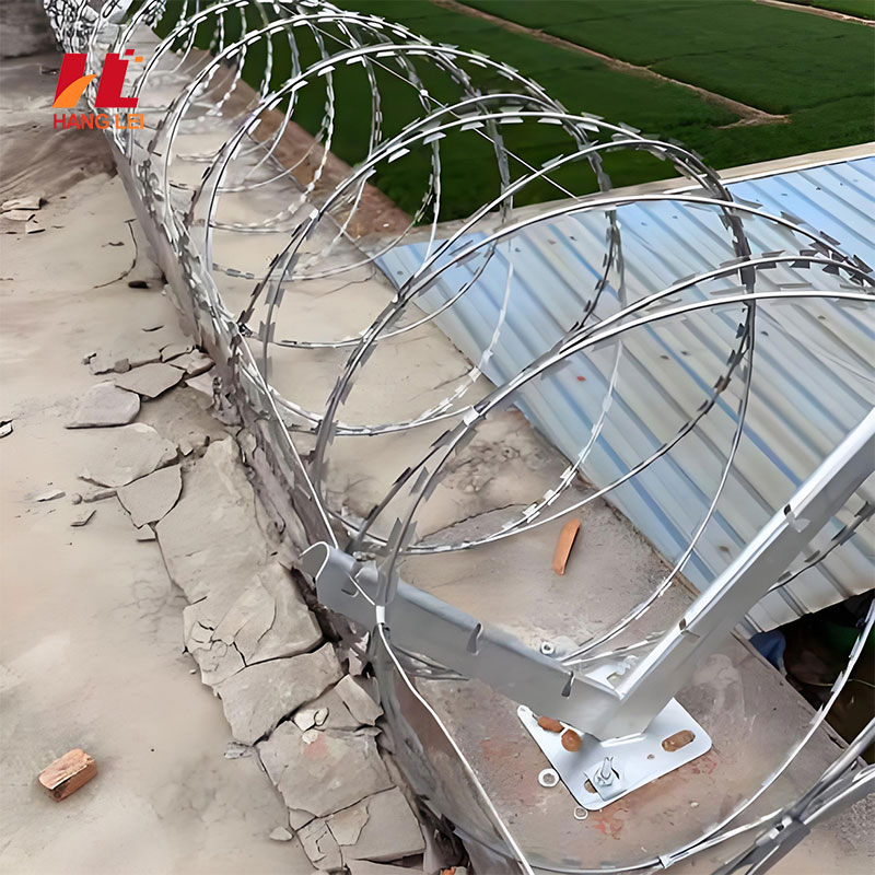 Economical Galvanized Barbed Wire Fencing for Cost Effective Perimeter Security and Property Demarcation