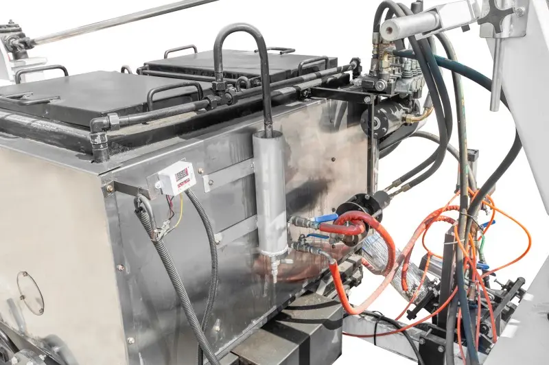 HW-618 Riding - type Thermoplastic Extrusion Marking Machine Details