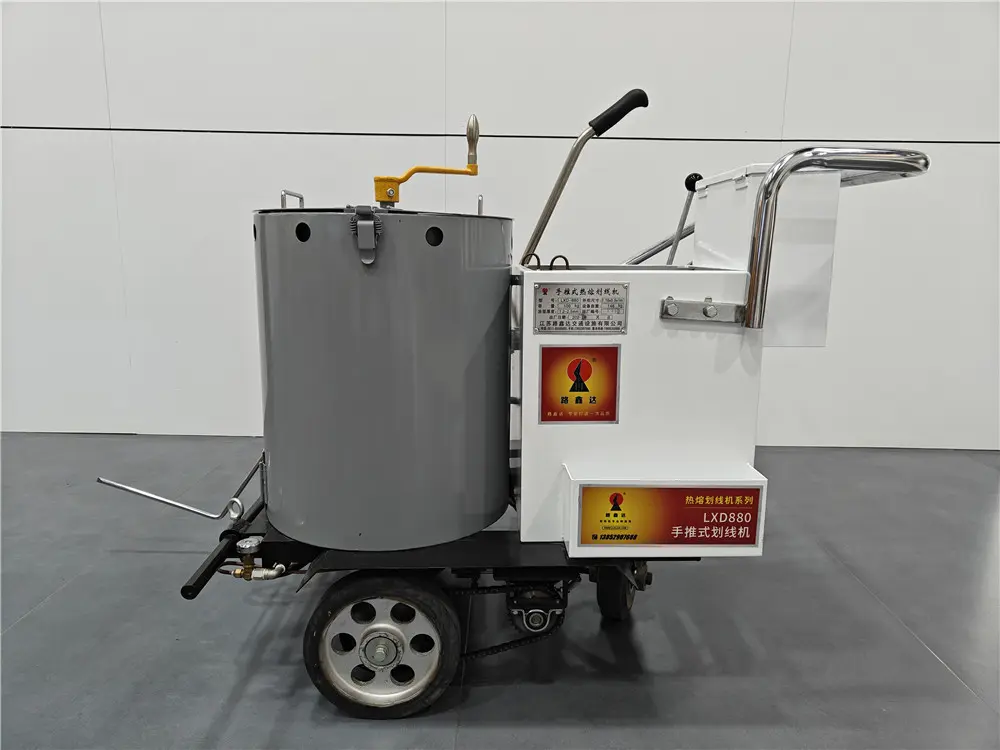 Thermoplastic Marking Machine Detail 2