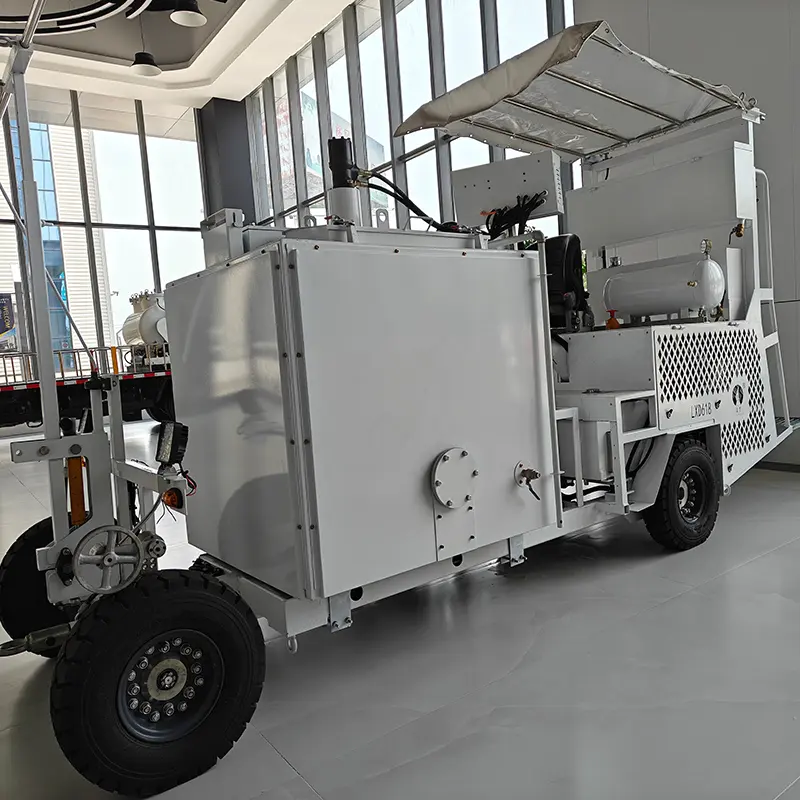 China HW-618 Riding - type Thermoplastic Extrusion Marking Machine: A Premier Traffic Marking Solution Manufacturers, Exporters