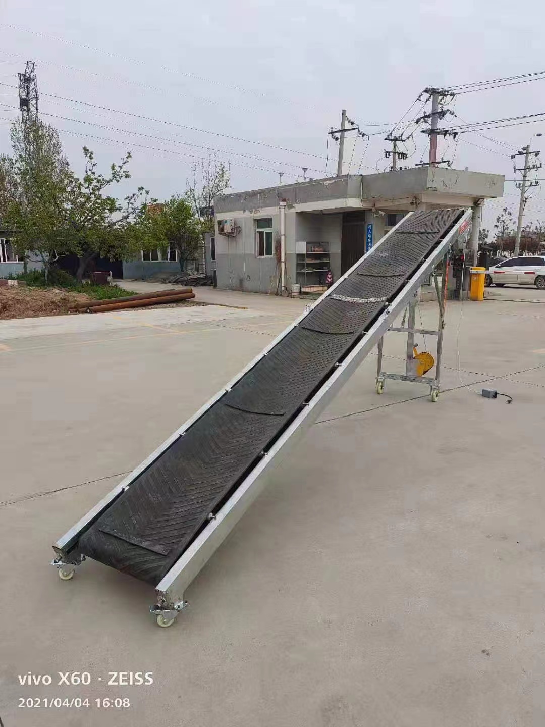 Customized Strong &amp; Durable Stone Conveyor Crusher Mine Conveyor Belt for Stone Slag Mine Slag Gravel Made From Durable Rubber