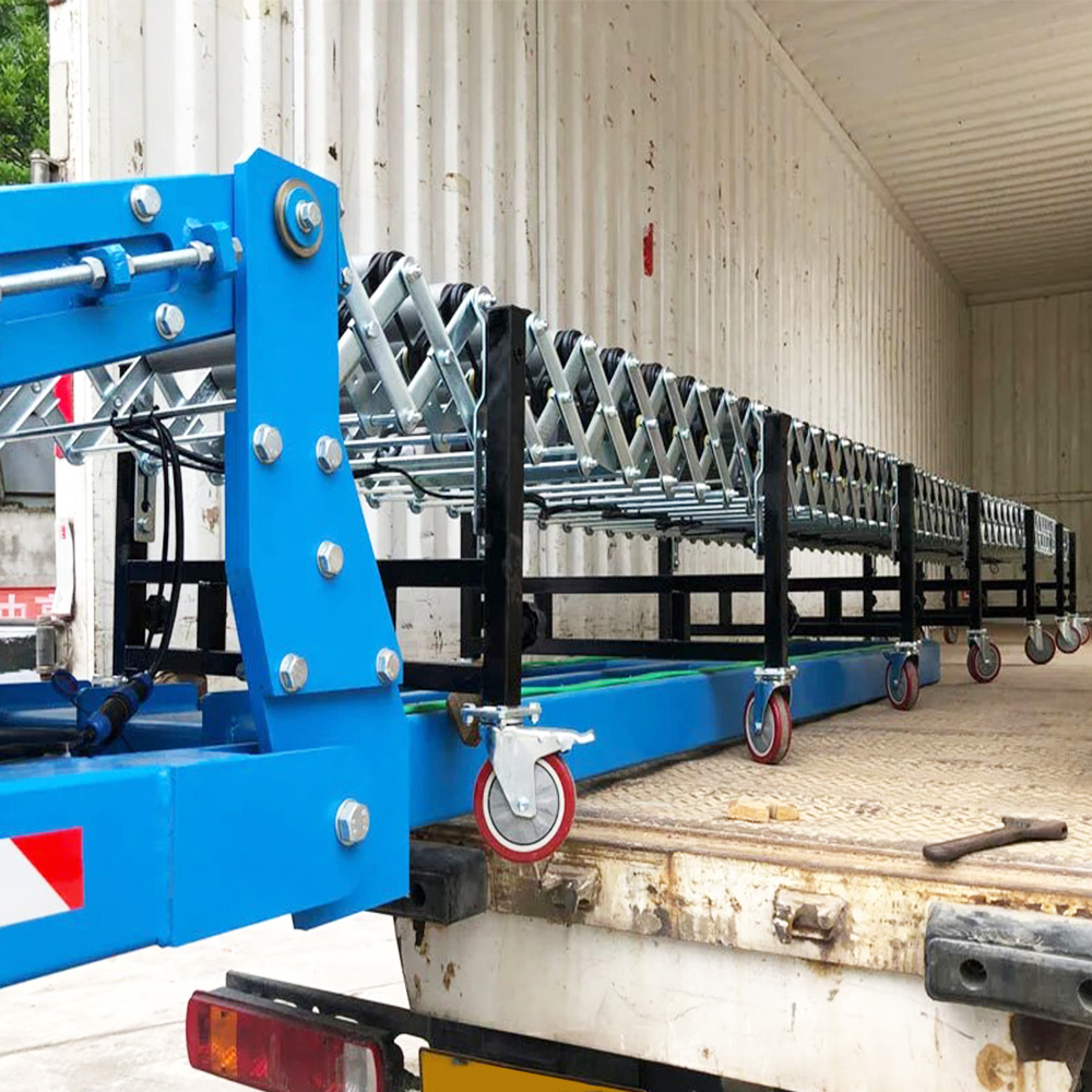 Flexible powered roller conveyor