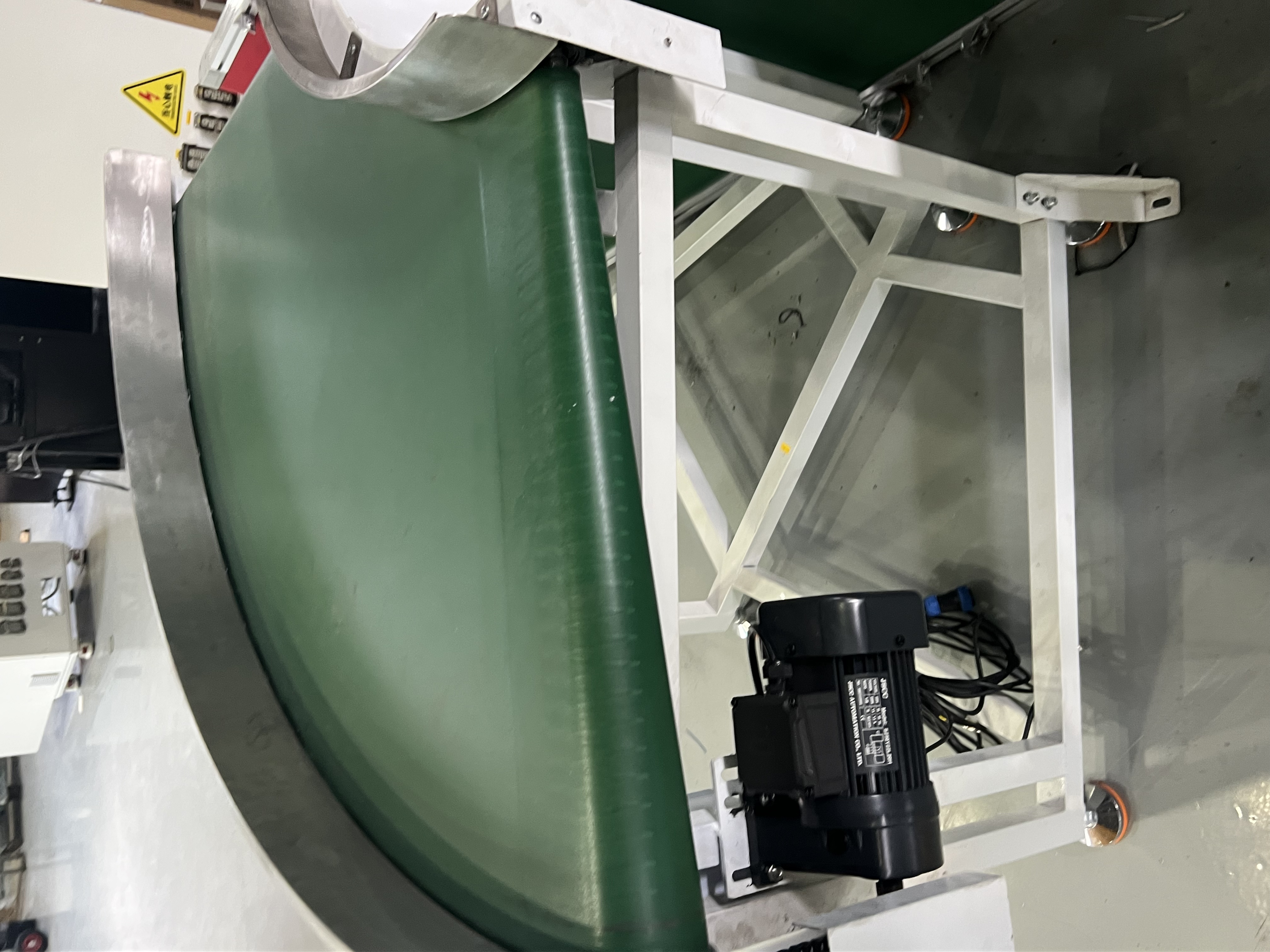Stainless Steel Single-Layer Oil-Resistant Belt Conveyor