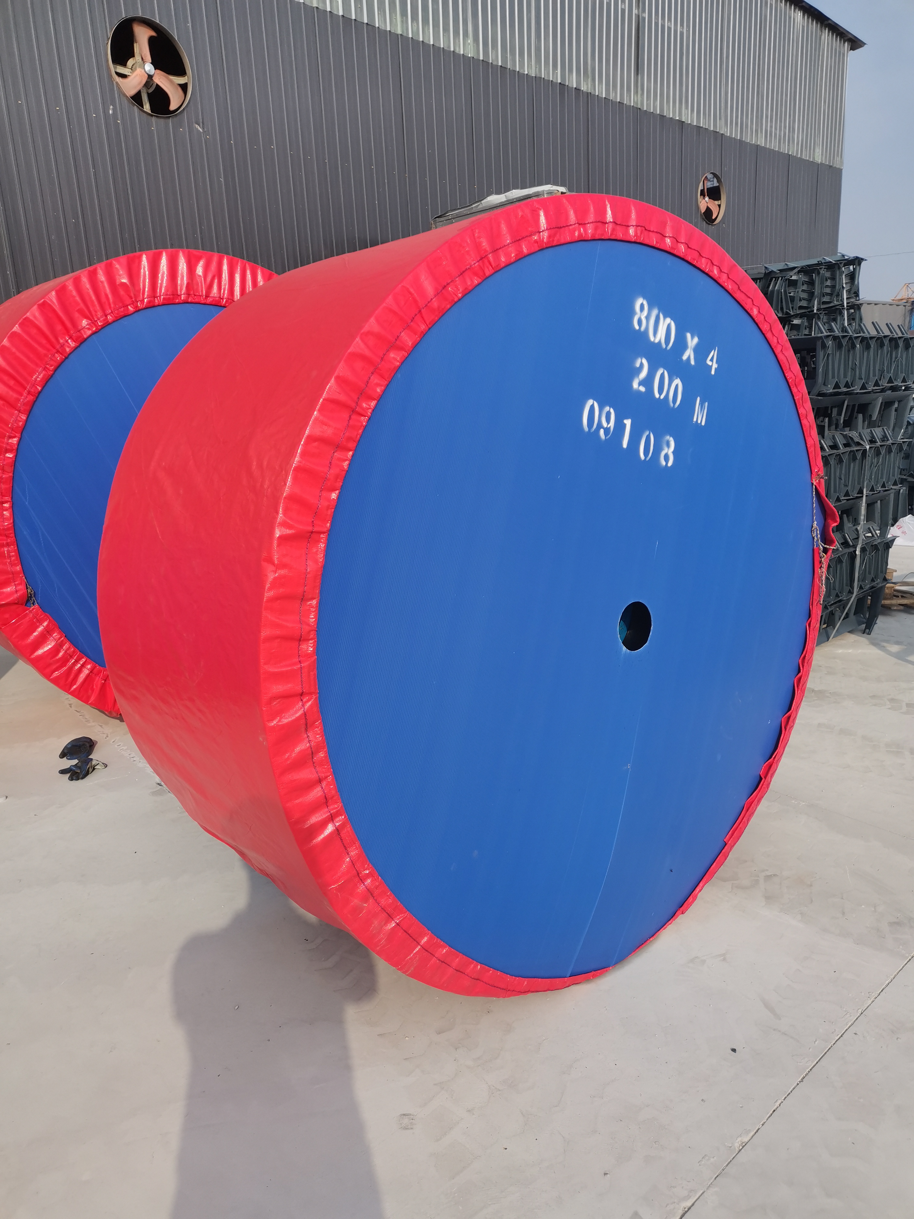 Conveyor belt stock 7