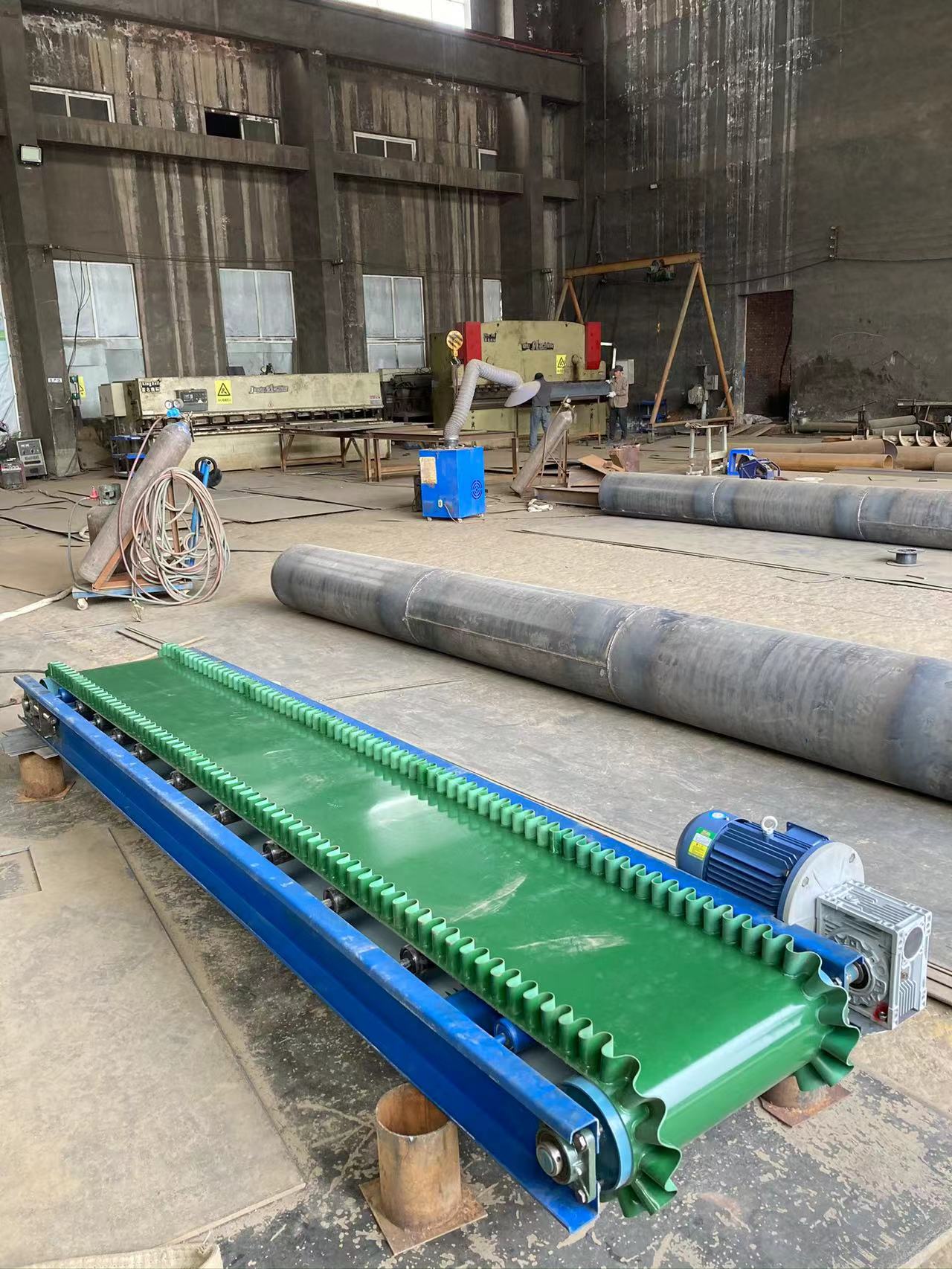 Large Inclined Belt Conveyor Grain Wheat Corn Seed Loading Agricultural Elevator Transporter Cleated Rubber Belt High Efficiency