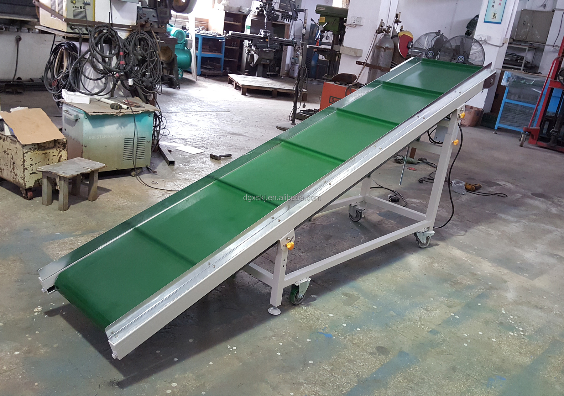 Custom Motorized Warehouse Conveyor