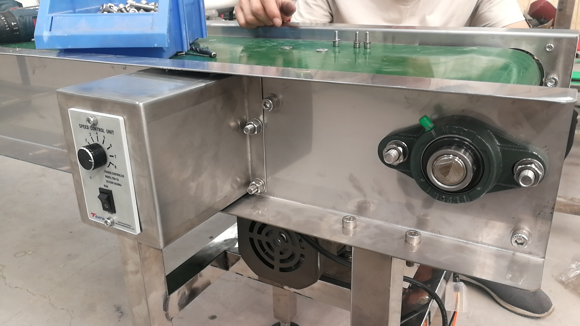 Conveyor Details 1