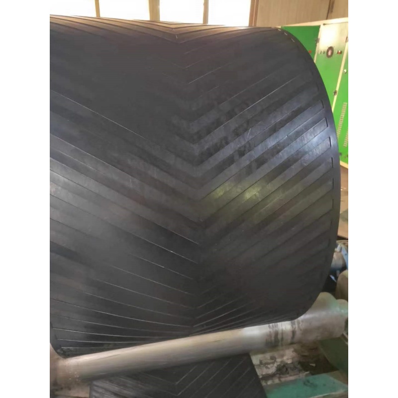 Heavy Duty Nylon Conveyor Belt Corrugated Patterned Conveyor Belt for Coal and Sand